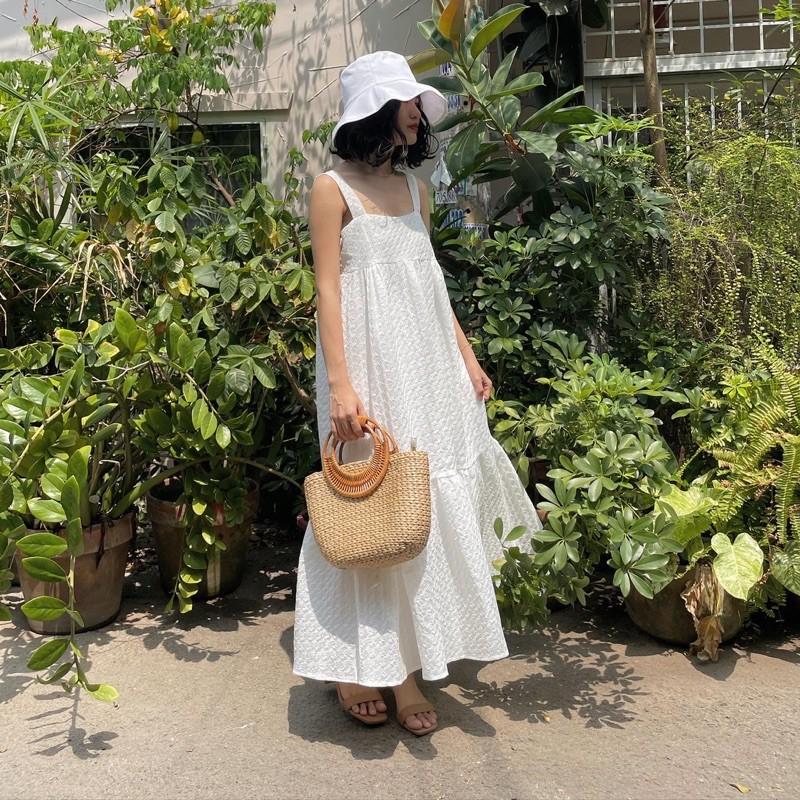 Đầm dây trắng phồng