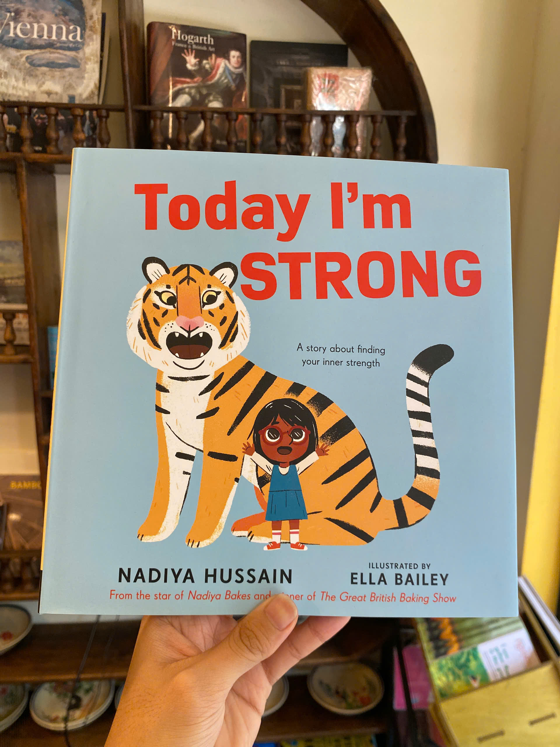 Sách - Today I'm Strong by Nadiya Hussain | Children English Book / Ngoại văn Nhập khẩu cho Trẻ em