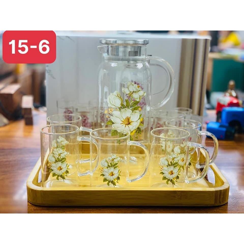 Bộ bình đựng nước uống thủy tinh kèm 6 cốc hoa