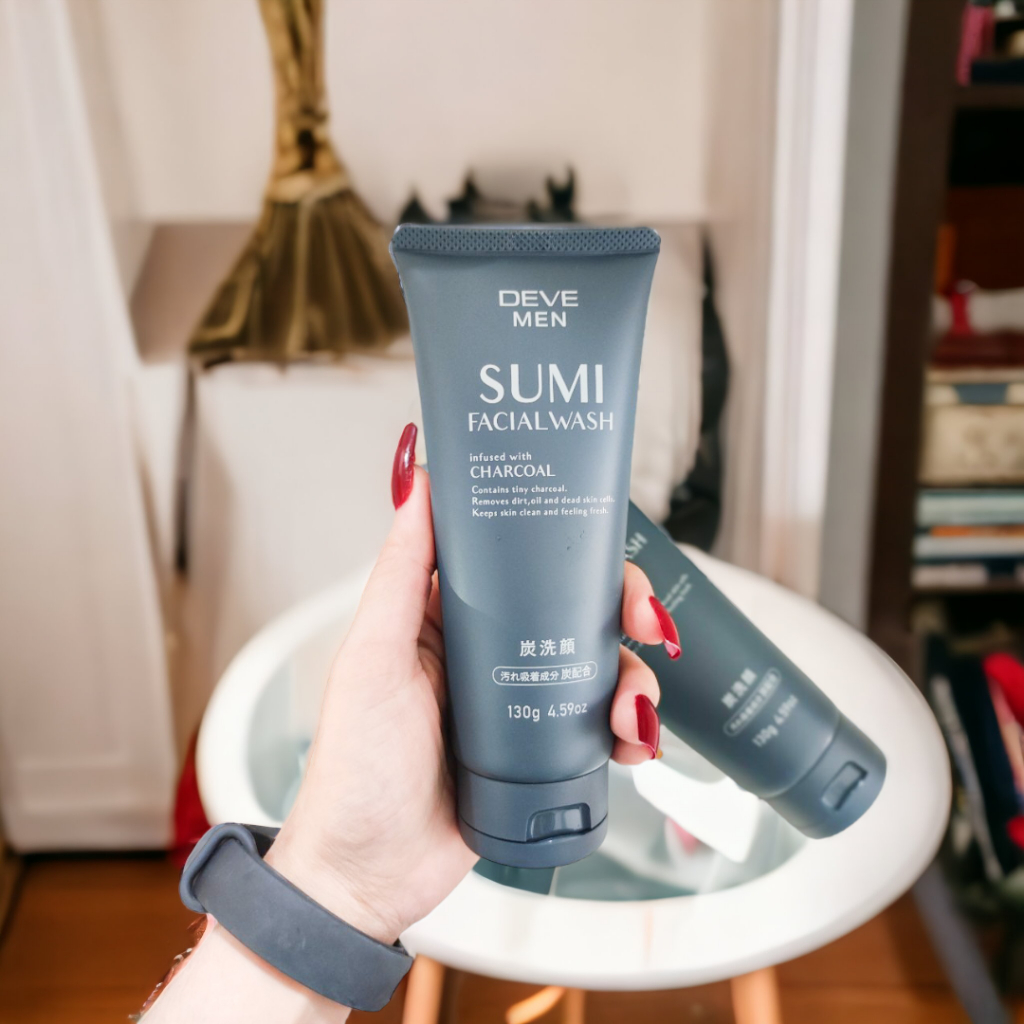 Sữa Rửa Mặt Than Hoạt Tính Deve Men Sumi Facial Wash Dành Cho Nam