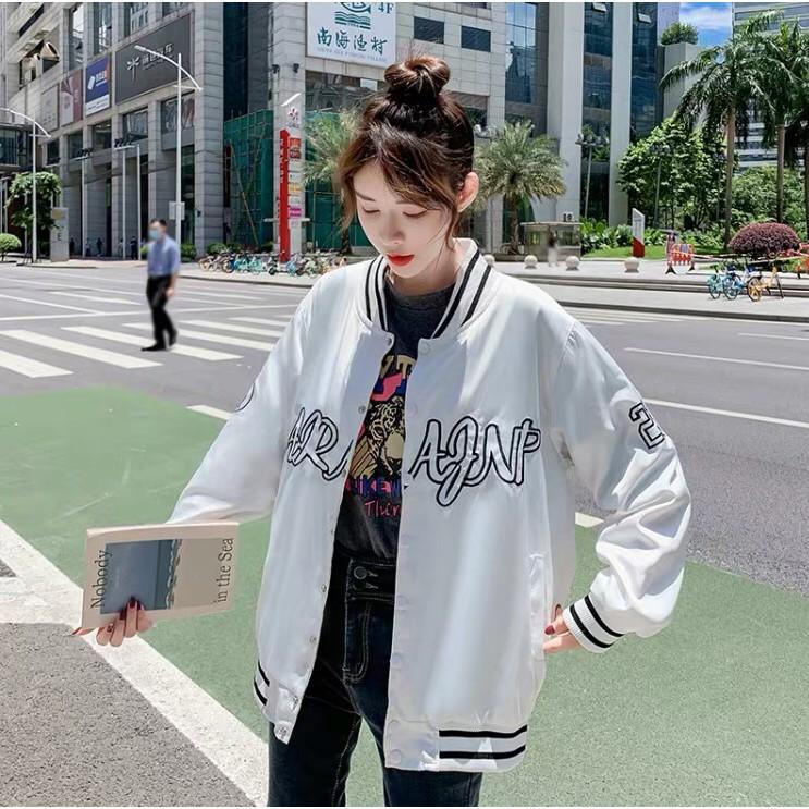 ÁO KHOÁC NỮ DÙ BOMBER IN CHỮ NỔI LÓT 2 LỚP CÁ TÍNH PHONG CÁCH TRẺ TRUNG