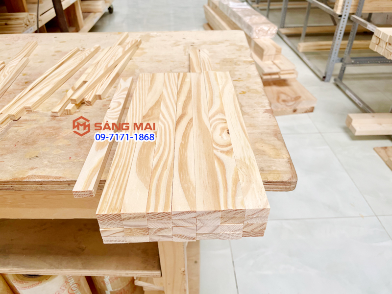 Thanh gỗ thông 1cm x 2cm x dài 30cm + láng mịn 4 mặt