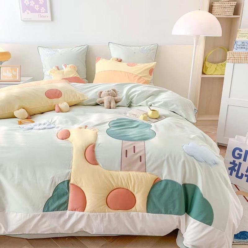 Bộ Chăn Ga Gối Cotton Linen Disney Hàng Nhập Khẩu Cao Cấp 5Món Mẫu Hươu Cao Cổ