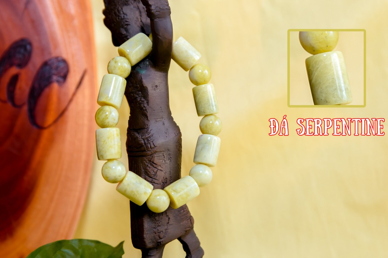 Vòng Tay Phong Thủy - Vòng Tay Chuỗi Serpentine Nam 100% Tự Nhiên Được Chế Tác Thủ Công Từ Việt Nam - Bền Đẹp, Giá Tốt - Có Giấy Kiểm Định - Có Tem Niêm Phong
