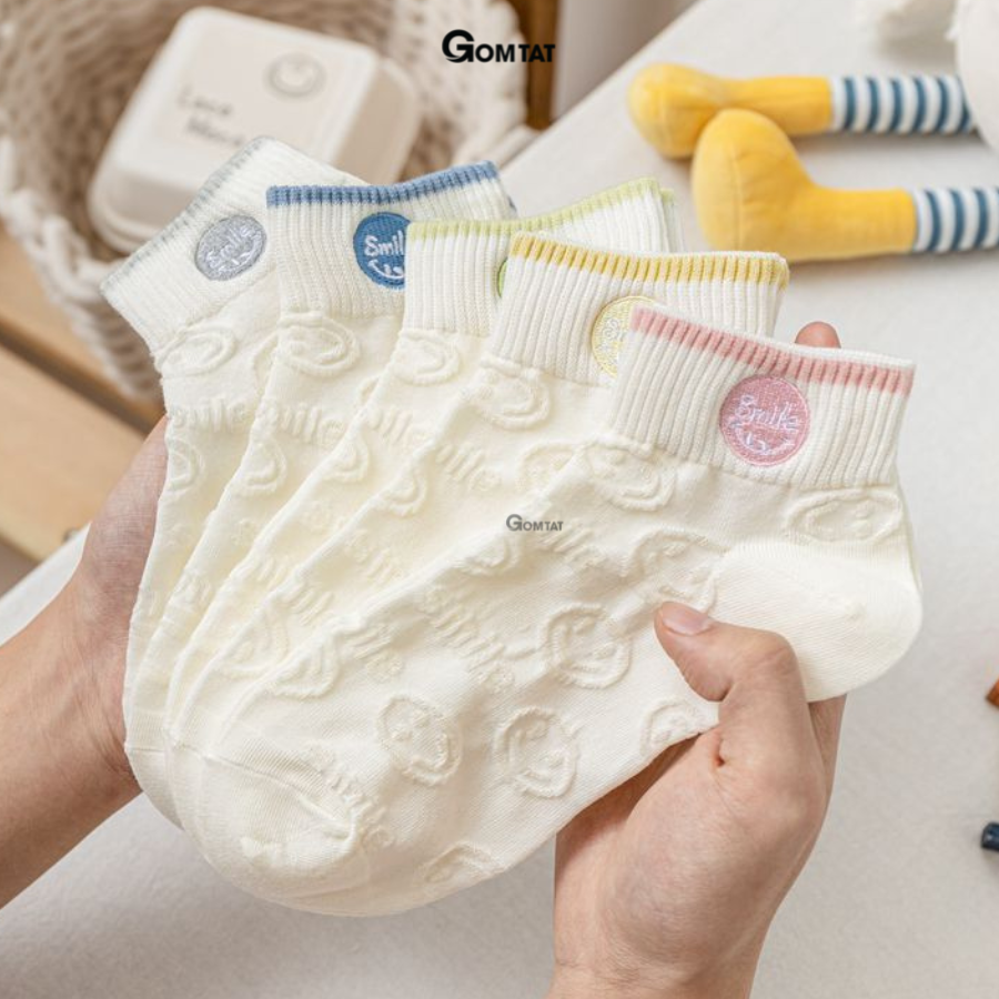 Set 5 đôi tất vớ nữ cổ ngắn GOMTAT họa tiết mặt cười chữ smile, chất liệu cotton cao cấp mềm mại thoáng khí - CB092