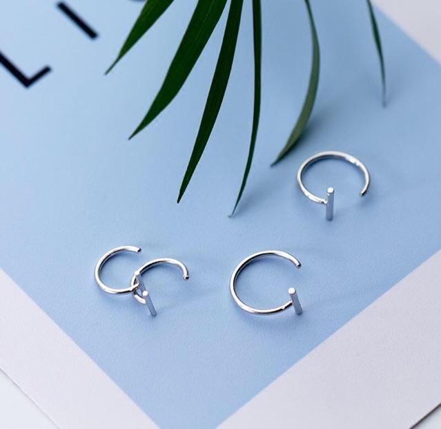 Khuyên móc thanh ngang