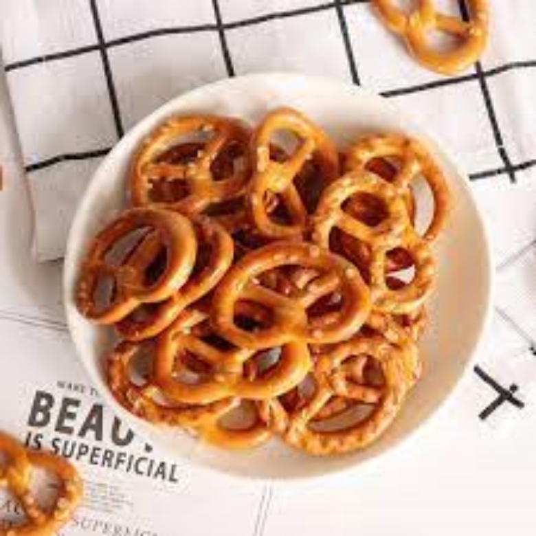 Bánh Xoắn Lorenz Saltletts Brezel hiệu lorenz 90g