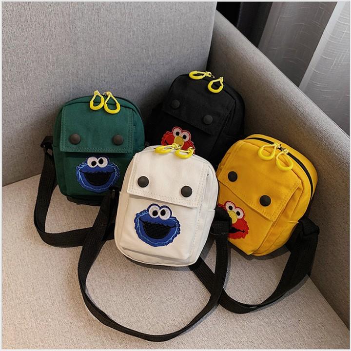 Túi đeo chéo nam nữ in hình ngộ nghĩnh kiểu đứng size vừa - DMA store