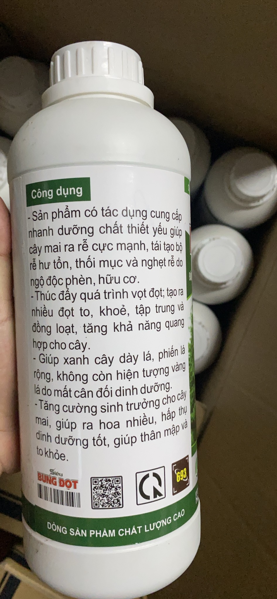 SIÊU BUNG ĐỌT, RA RỄ, XANH DÀY LÁ (chai 1 lít)