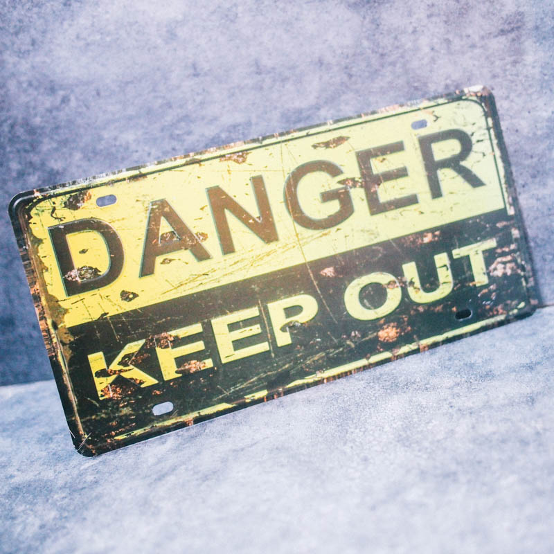 Danger keep out - Biển số 15x30cm vintage decor trang trí