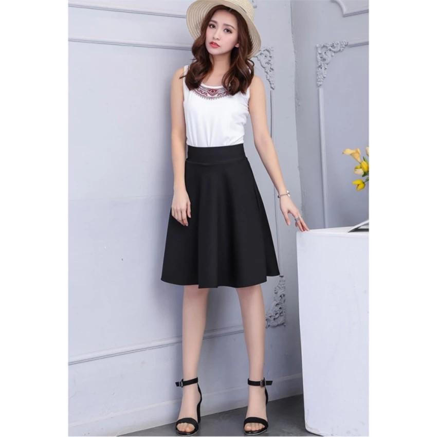 Chân váy xòe ngang đầu gối