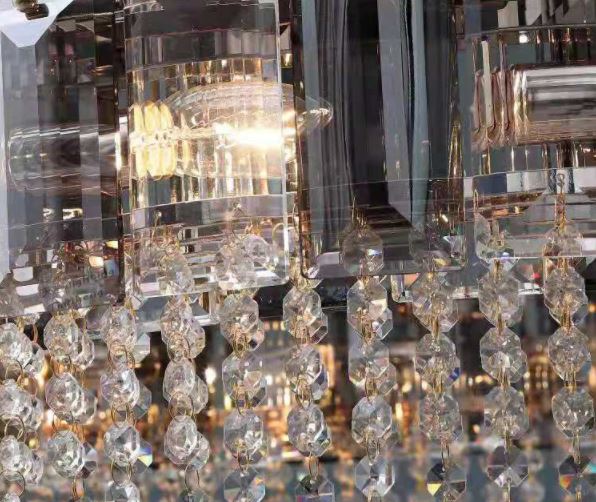 Đèn chùm PESTRO pha lê sang trọng trang trí nội thất hiện đại