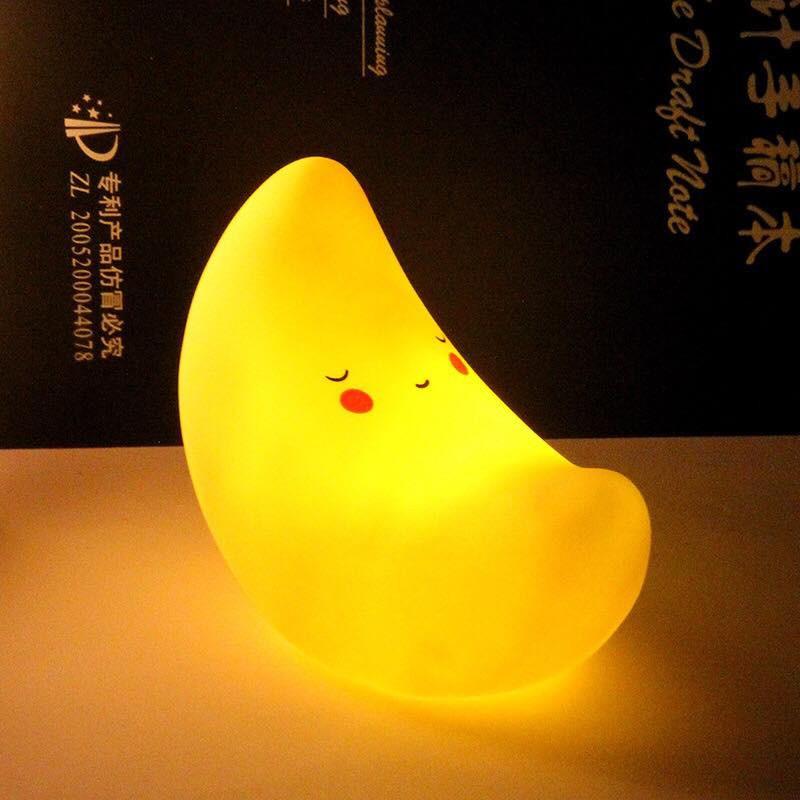 Đèn ngủ cho bé bằng silicon hình mặt trăng đáng yêu