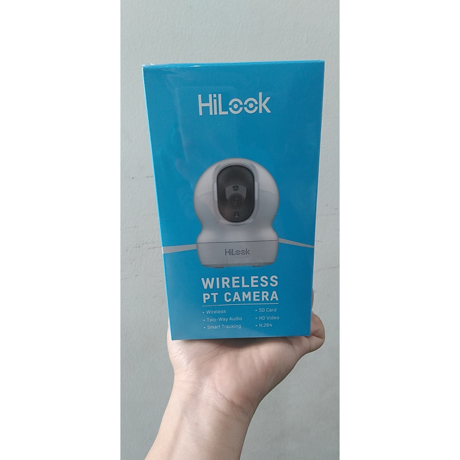 Camera IP hồng ngoại không dây 2.0 Megapixel HILOOK IPC-P220-D/W,hàng chính hãng