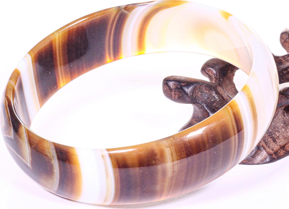 Vòng tay đá mã não vàng nâu bản hẹ ni 58 mệnh thổ, kim - Ngọc Qúy Gemstones