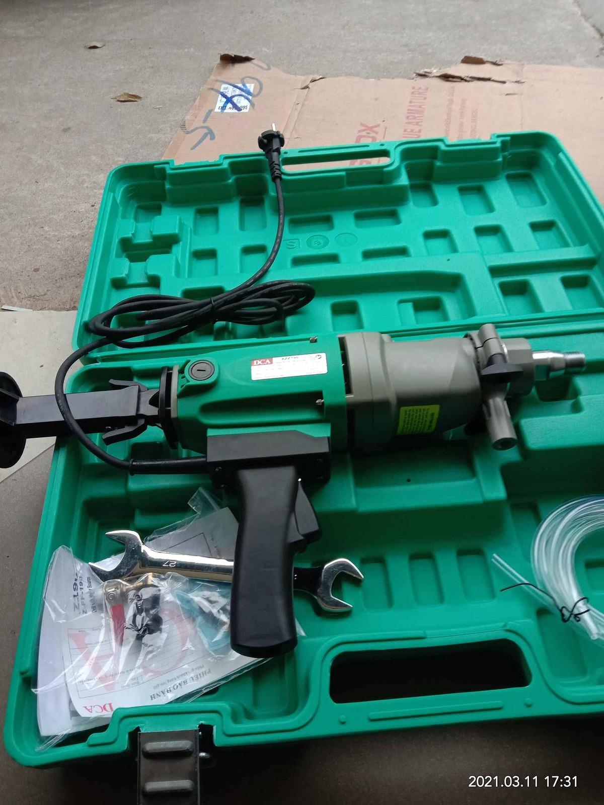 MÁY KHOAN ĐÁ 180MM 2000W DCA AZZ02-180 - HÀNG CHÍNH HÃNG