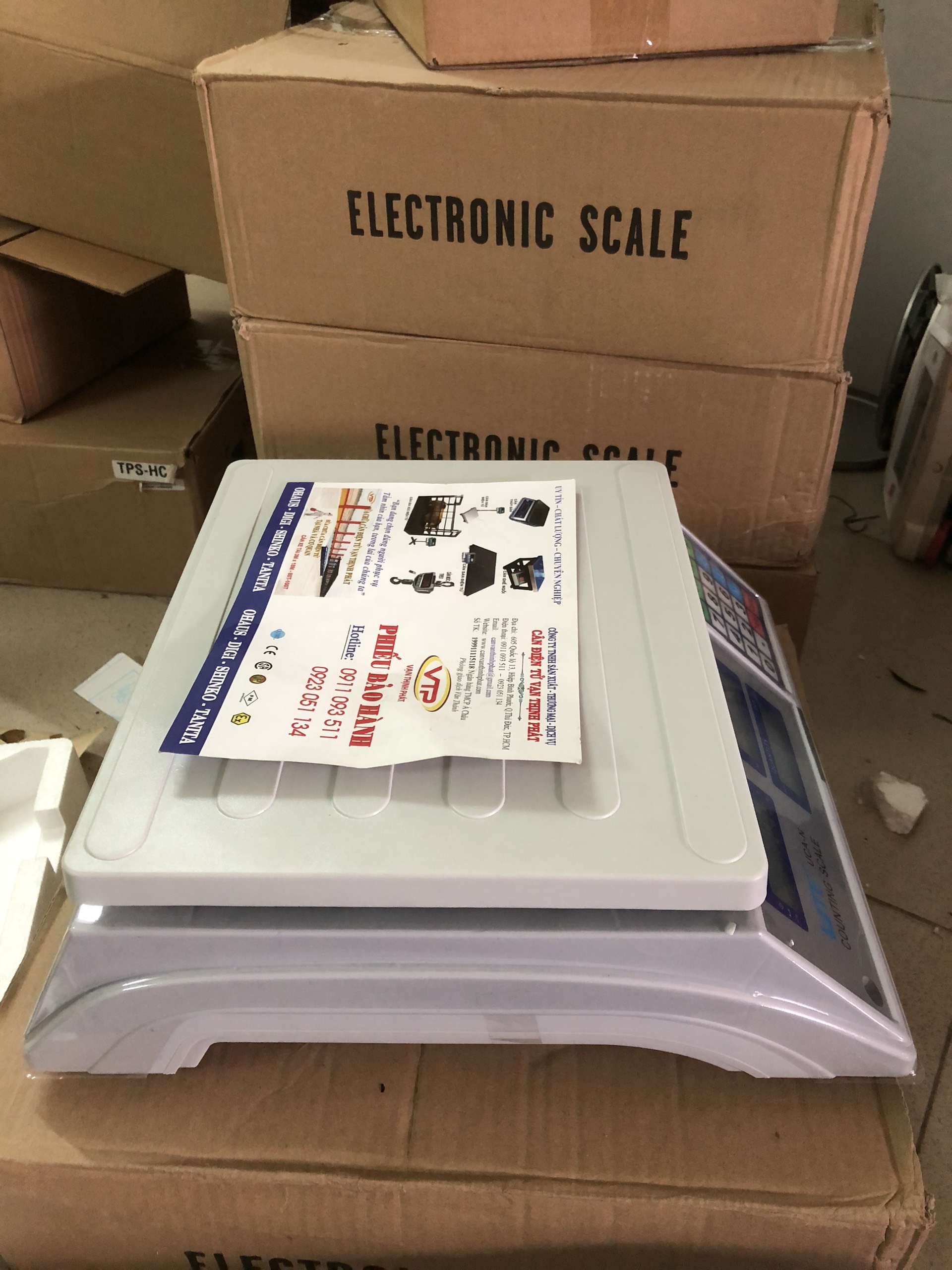 Cân Điện Tử UCA-N 15 KG