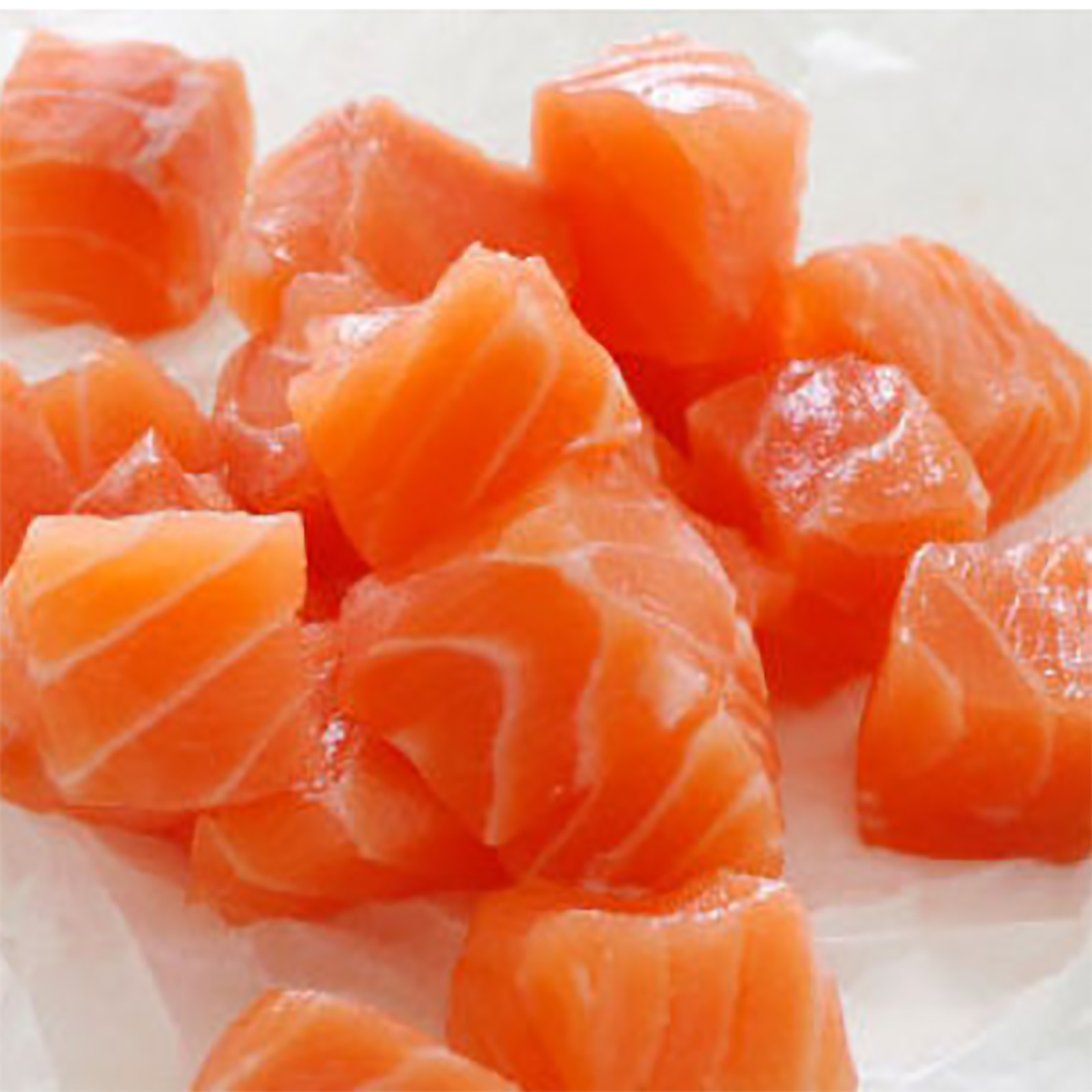 HCM - Cá hồi nhập khẩu cắt thỏi 1 kg/ Salmon Cut Cubes