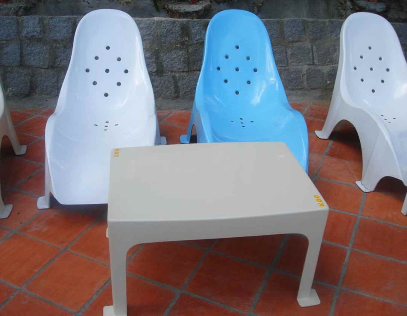 Ghế Nằm Hồ Bơi Chất Liệu Composite