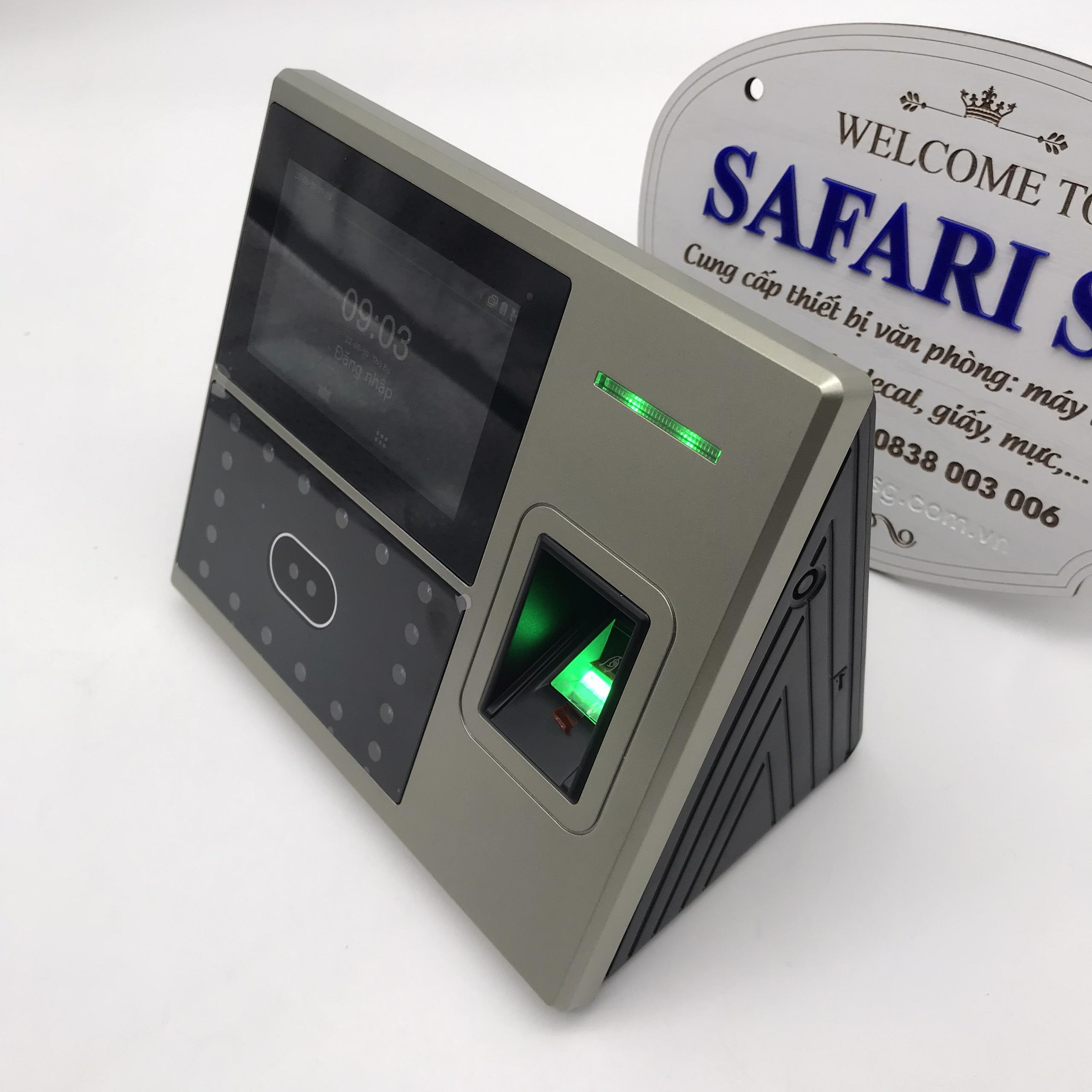 Máy chấm công khuôn mặt và thẻ Ronald Jack Iface800. MànhìnhcảmứngTFT4.3", Chip Intel.Tích hợp cameraTCP/IP - Hàng Chính Hãng