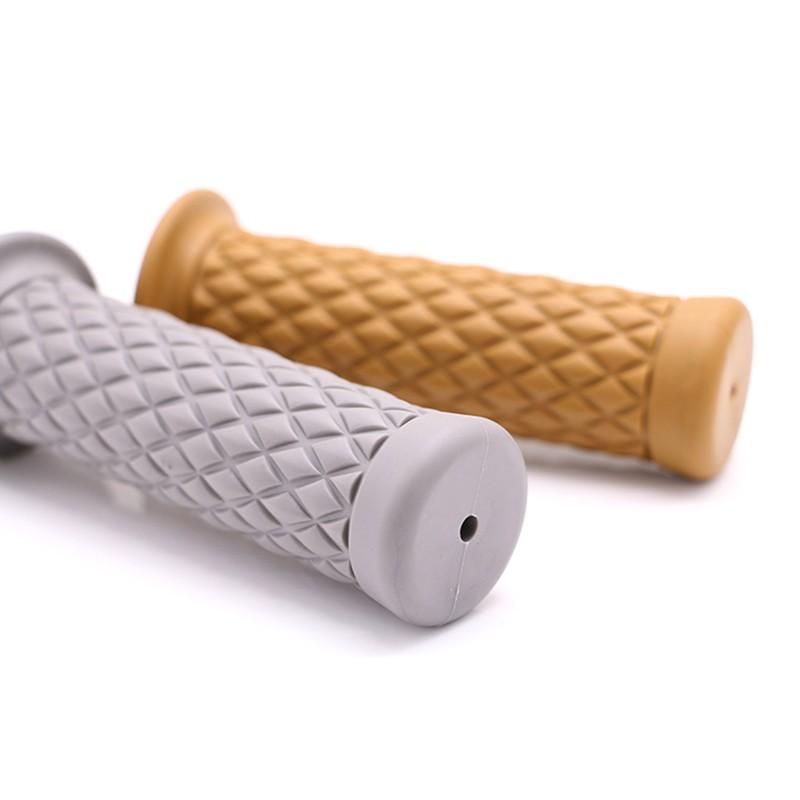 Set 2 miếng bọc tay lái cho xe máy làm từ cao su chất lượng cao