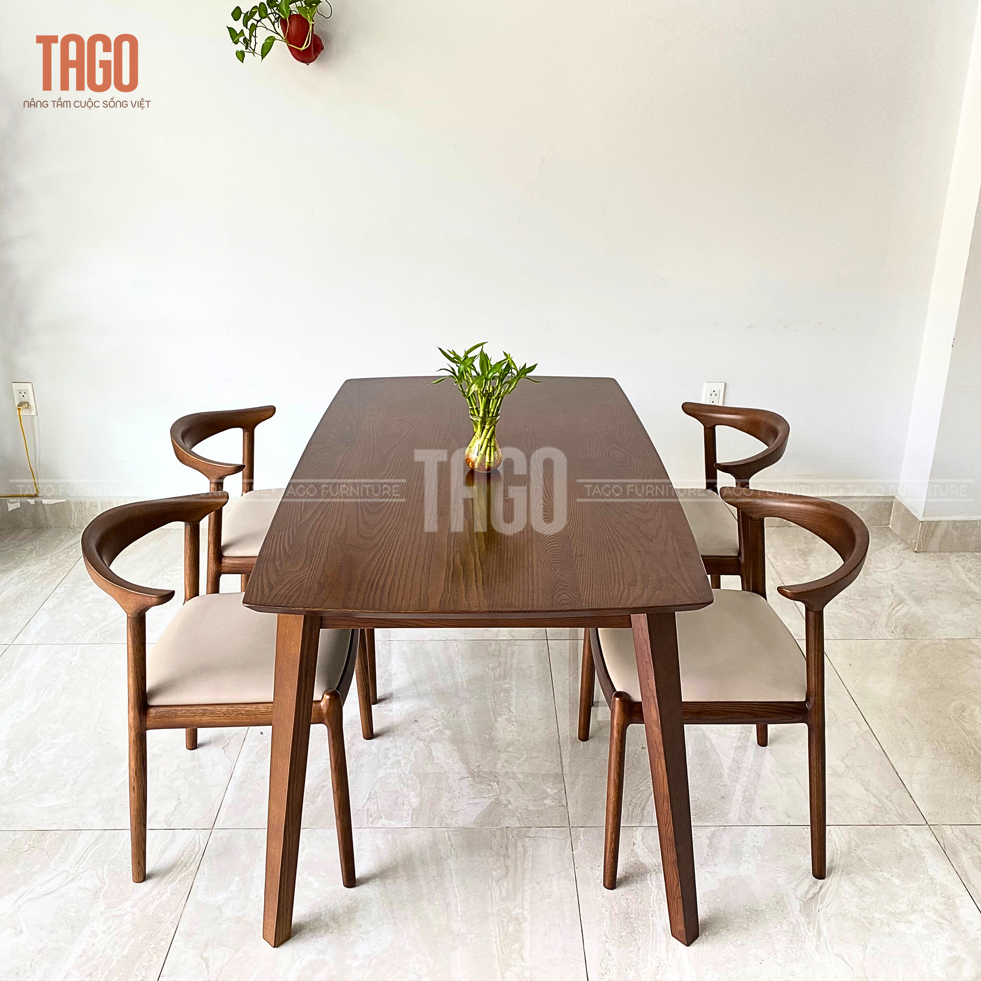Bộ Bàn Ăn AMBER-KRIS 1.45M 4G