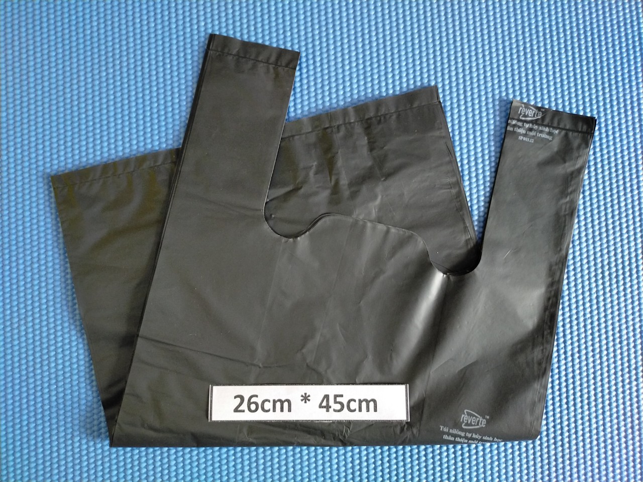 1 Kí Bao Ni Lông Tự Hủy Sinh Học - Kiều Gia - Màu ĐEN- 8 Size / 1 Kilograms Of Bio-degradable Shopping Bags - KieuGia - Color BLACK- 8 Sizes