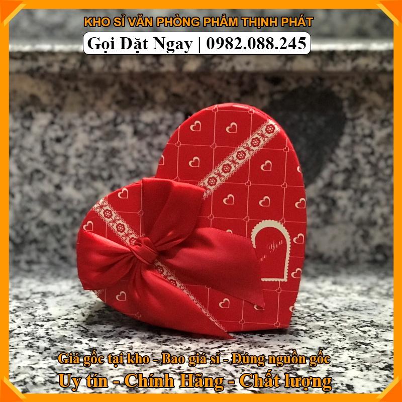 Hộp hình trái tim đính nơ các size