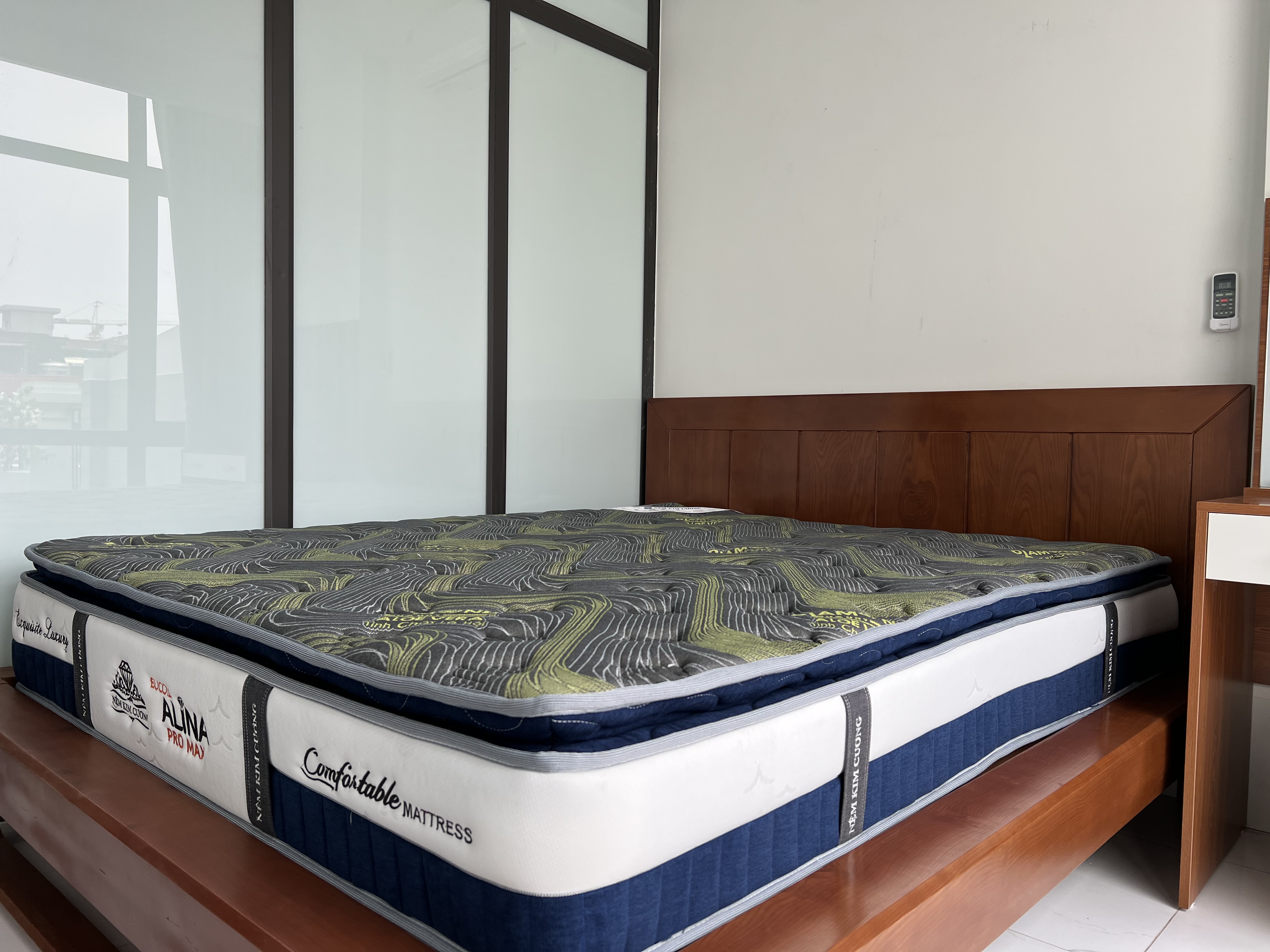 Đệm lò xo EUCOIL Alina Pro max Kim Cương 160X200 Rẻ Nhất Sàn
