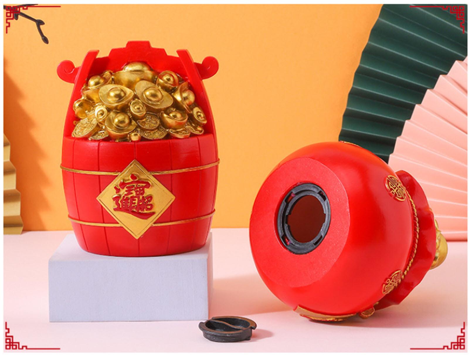 Thùng Tiền Tiết Kiệm công dụng chiêu tài , đặt tại bàn thờ két sắt Thu Ngân Mang lại Tài Lộc cho bạn