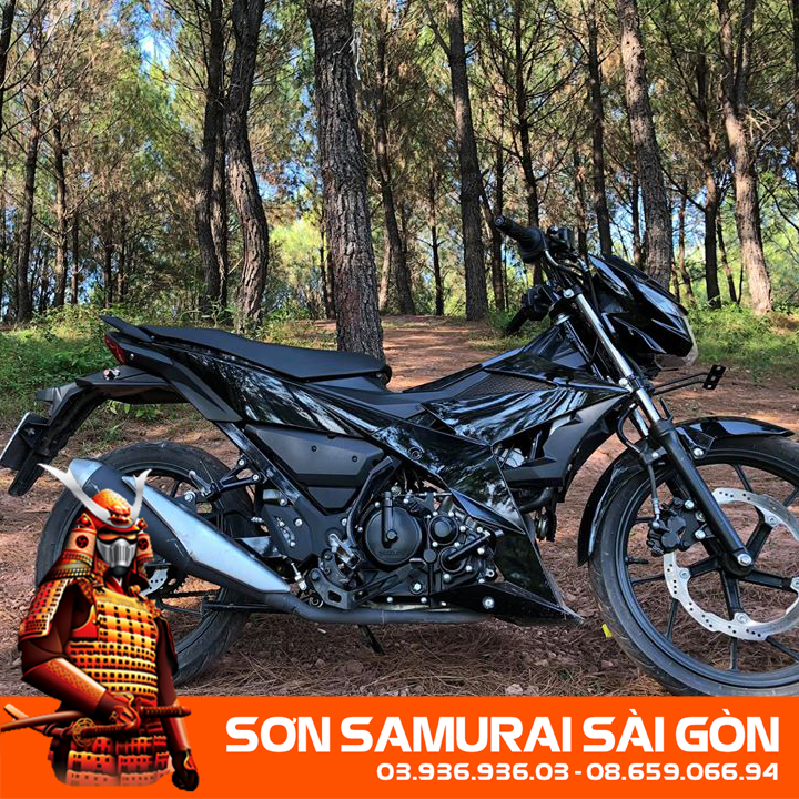 SƠN PHUN 109 ĐEN BÓNG dành cho XE MÁY KUROBUSHI/ SAMURAI