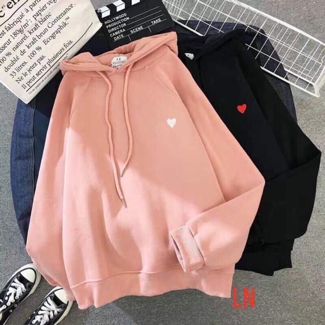 Áo hoodie tim nhỏ in tay ngực LNG0919