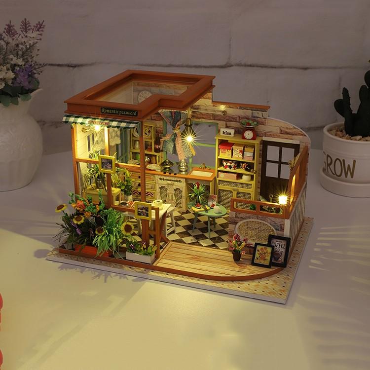 Mô hình nhà DIY Doll House Romantic Password Kèm Mica Chống bụi