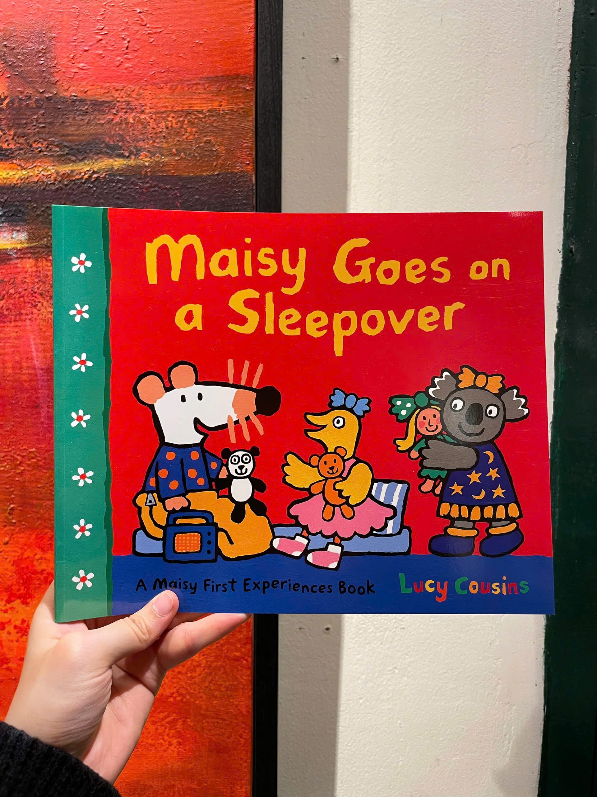 Maisy Goes on a Sleepover by Lucy Cousins - Children Picture book in English