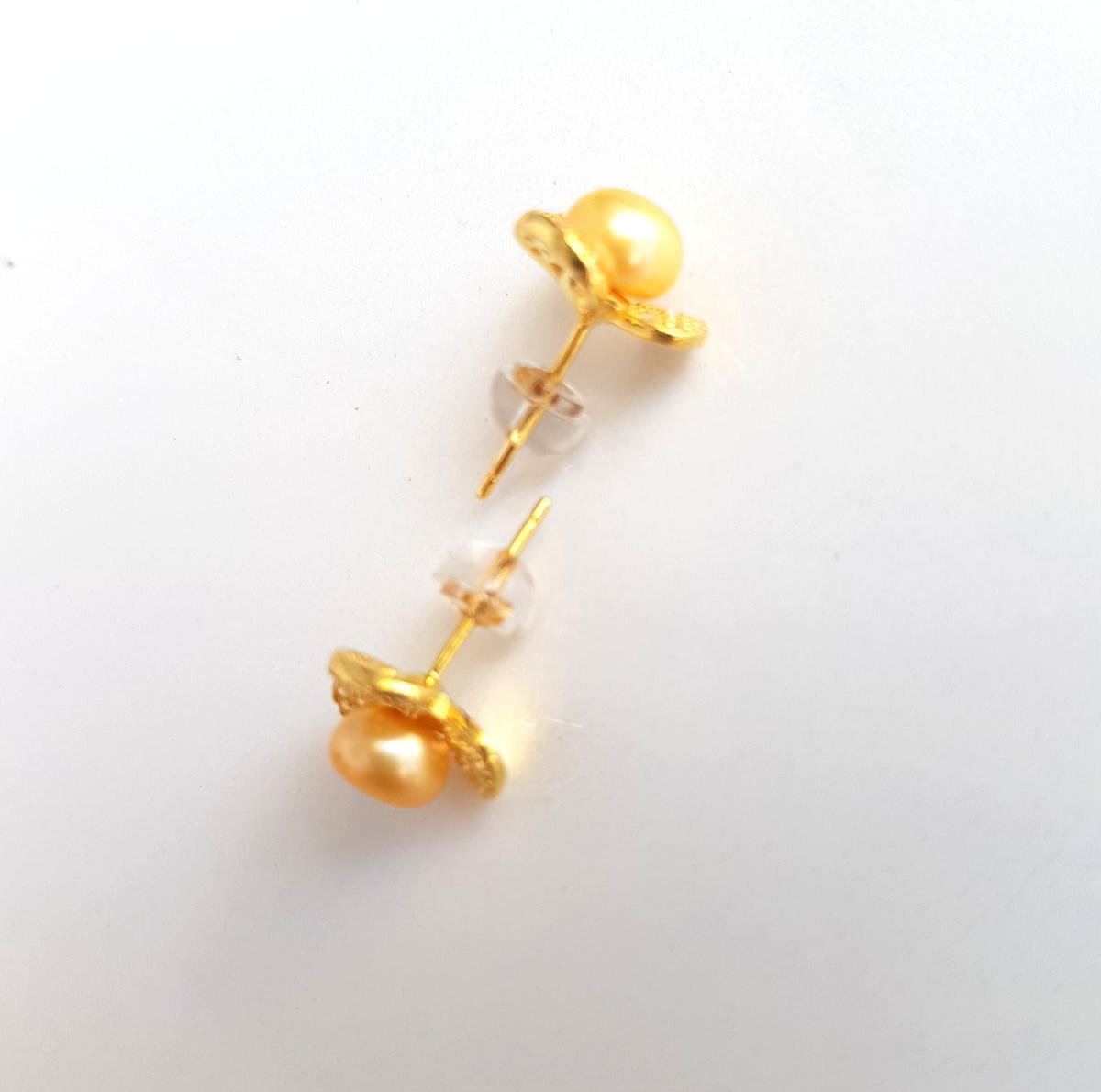 Bông Hoa Khuyên Tai Nữ - Kiểu Nụ - Cỏ Ba Lá Thanh Lịch Sang Trọng - Trang Sức Cô Tấm - TRIFOLIUM PEARL (7ly) - Đế Bạc S925 Silicol Nạm Ziconia