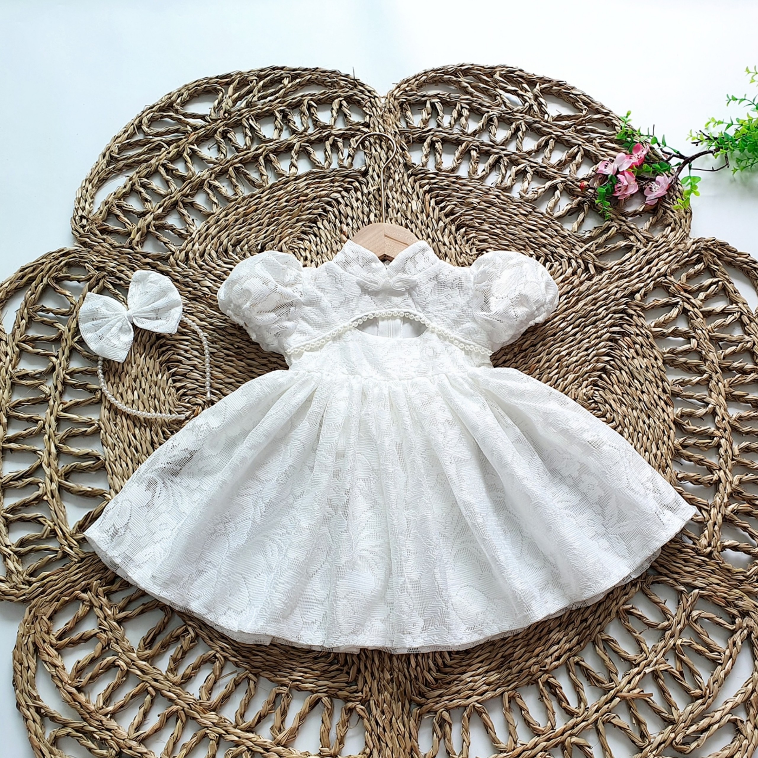 Váy Đỏ Ren Cổ Tàu Cho Bé Gái 4 - 18kg Tay Ngắn Xinh Xắn