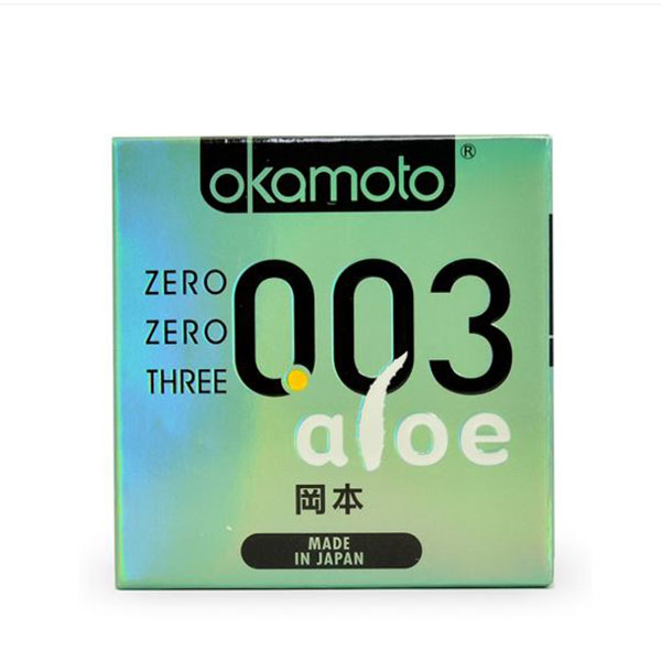 Bao Cao Su Siêu Mỏng, Tinh Chất Lô Hội Okamoto 0.03 Aloe Hộp 3 Chiếc