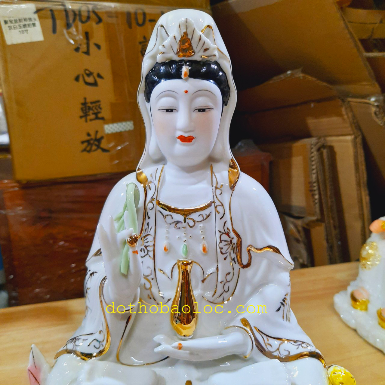 Tượng Quan Âm men sứ cao cấp Cao 30cm