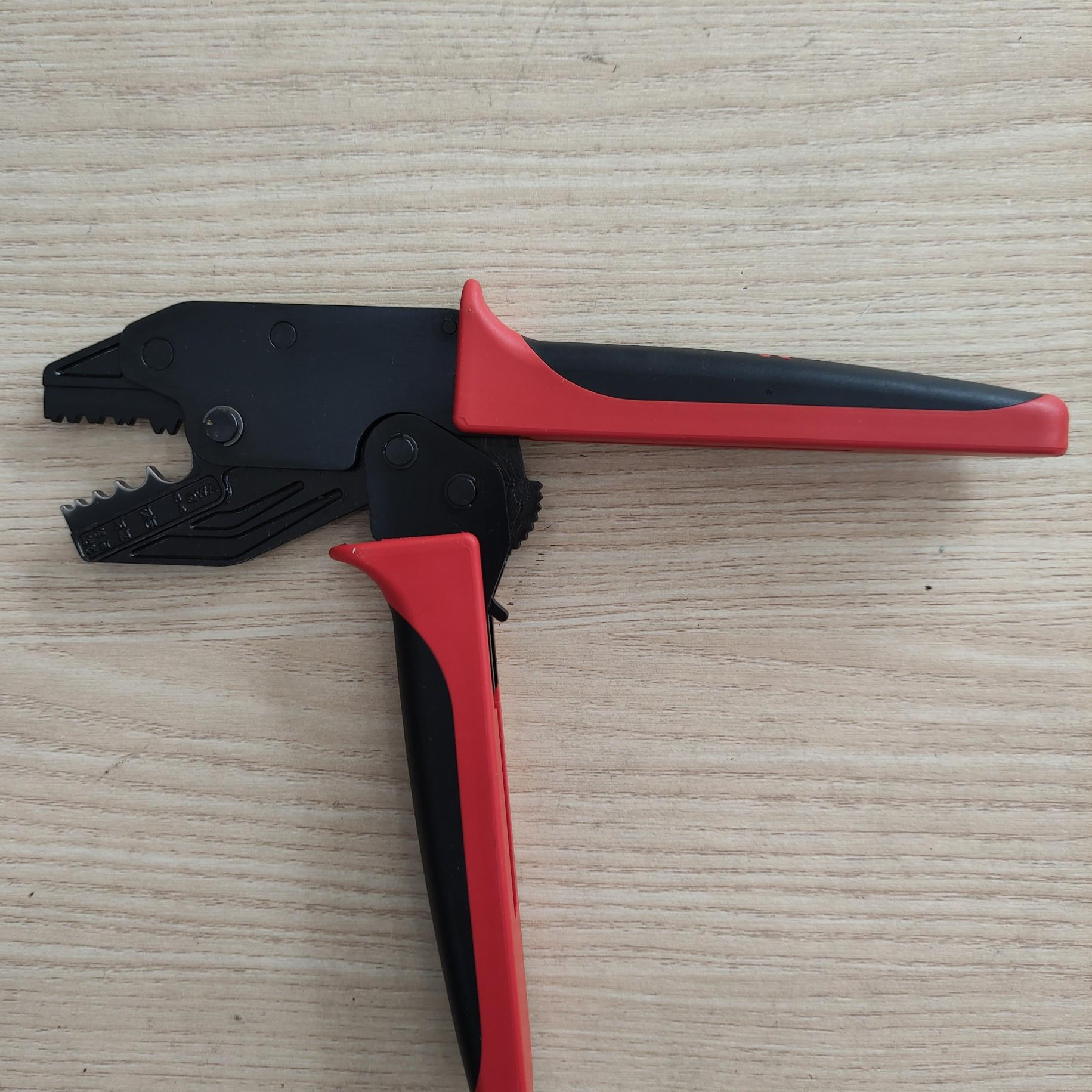 Kìm bấm cos tự động Wiha 33843