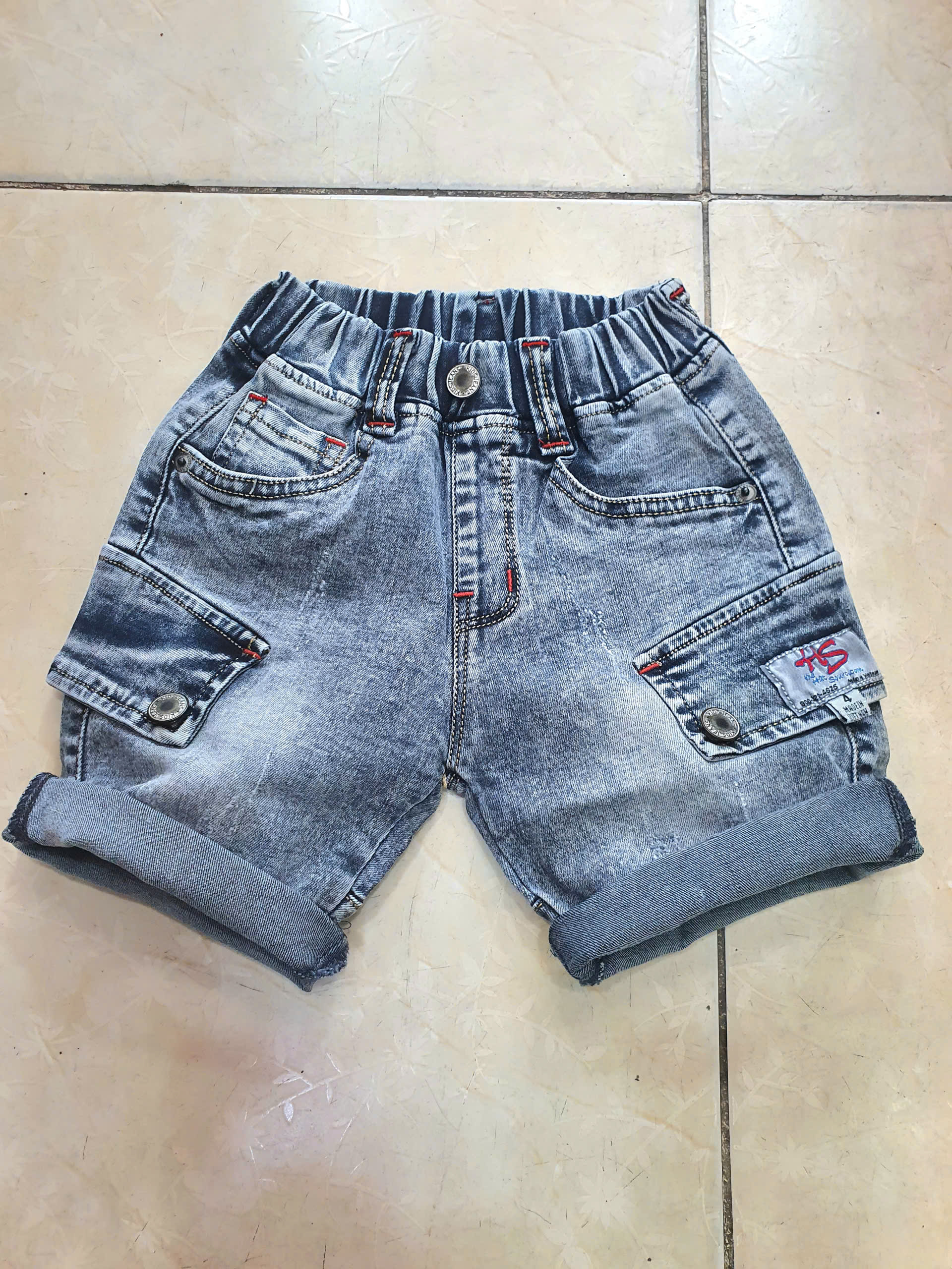 Quần jeans đùi quần lửng cho bé trai phối áo thun áo sơ mi từ 12-40kg