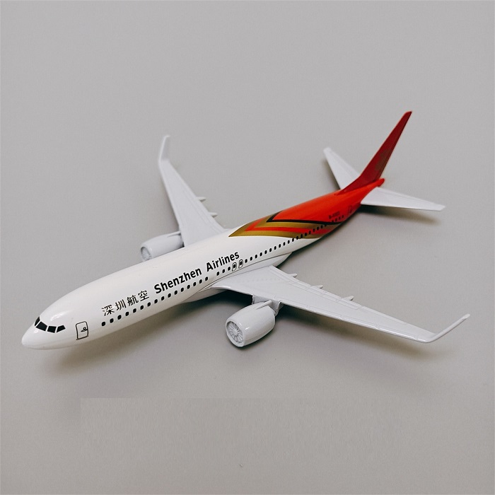 Mô hình máy bay SHENZHEN Airlines B737 20cm có bánh xe