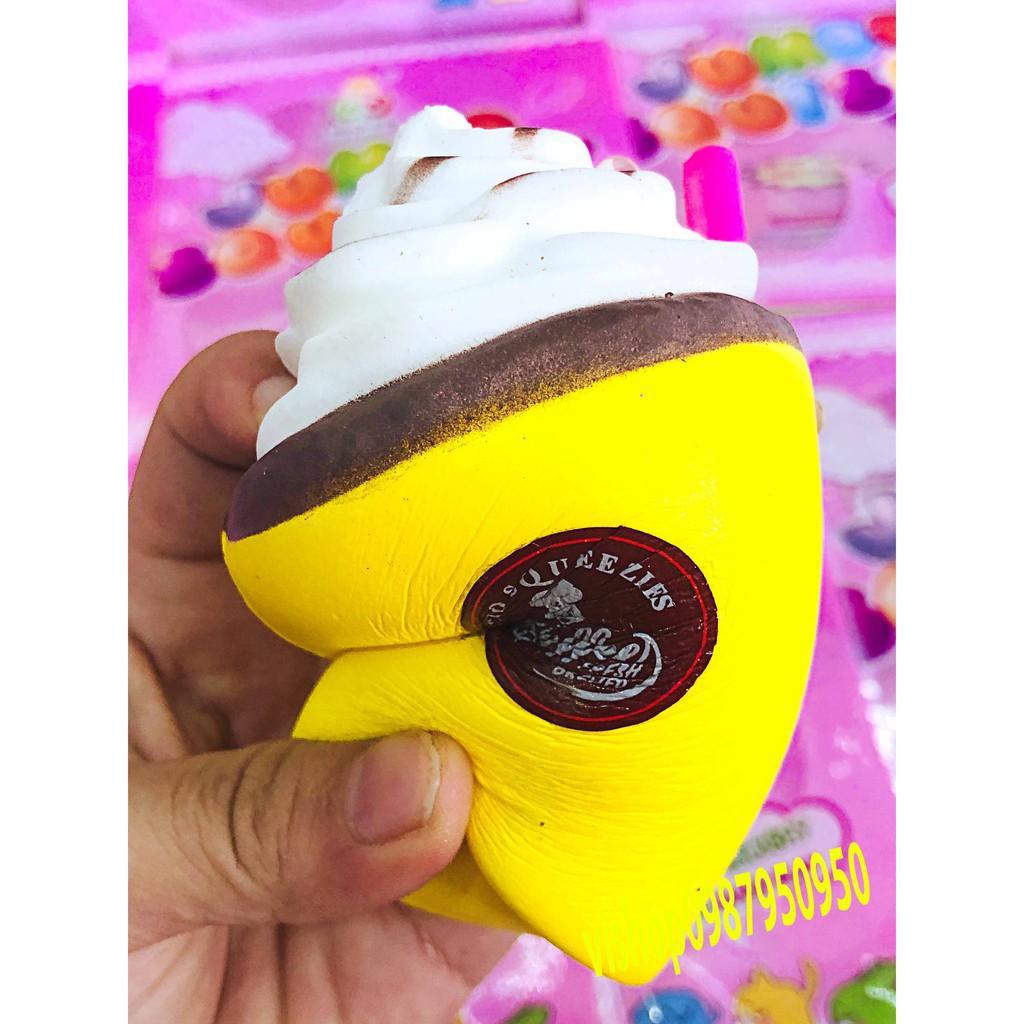 SQUISHY TRÀ SỮA KEM LẠNH ỐNG HÚT