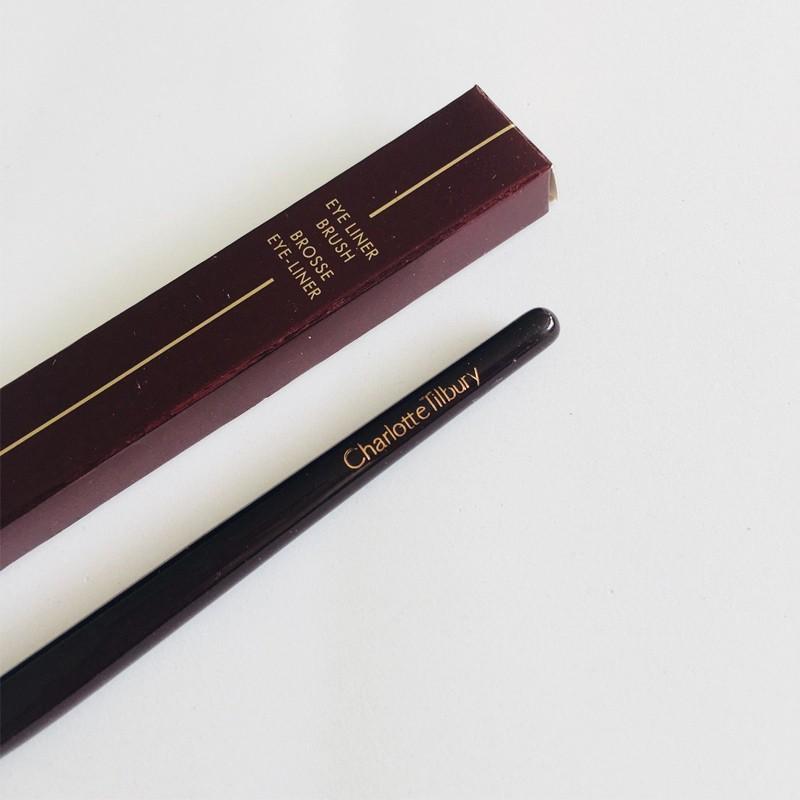 Cọ Trang Điểm Charlotte Tilbury Eye Liner Brush