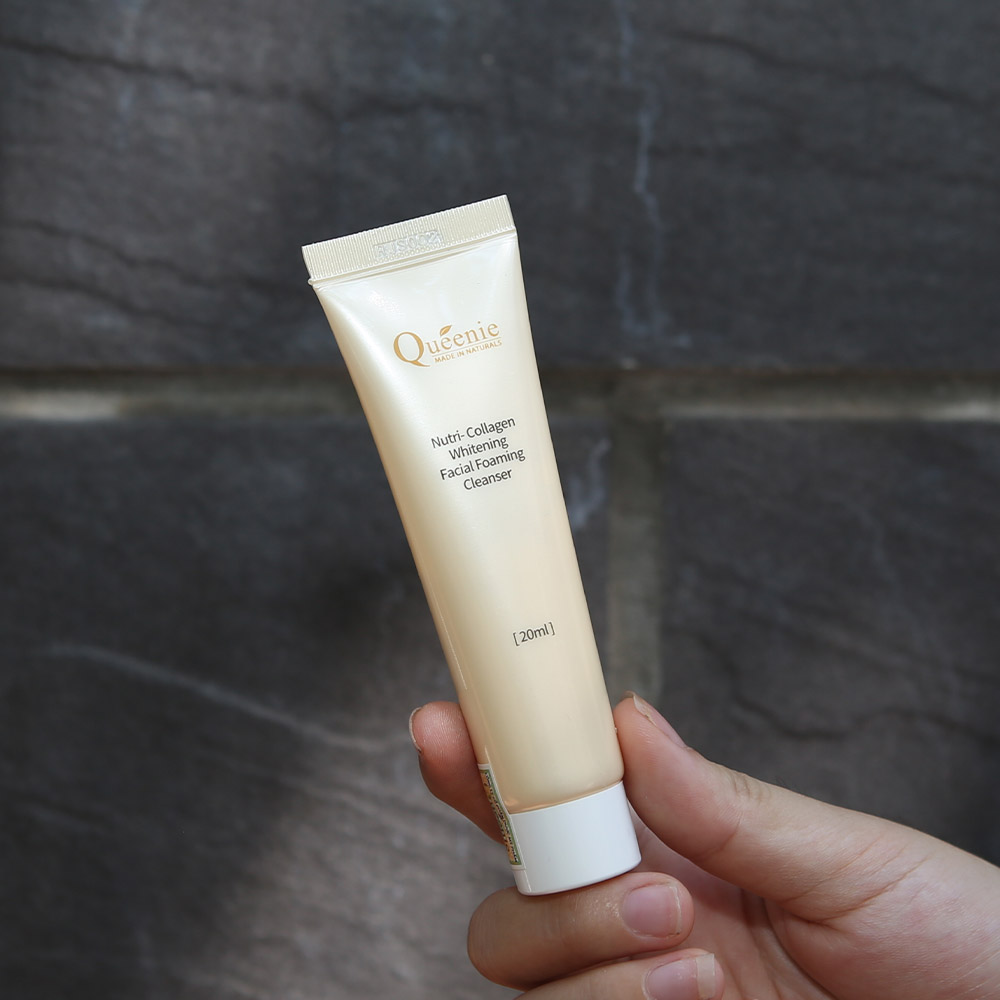 Sữa rửa mặt Collagen Queenie trải nghiệm rửa sạch bụi bẩn, dưỡng da trắng hồng 20ml - Mỹ Phẩm Hàn Quốc