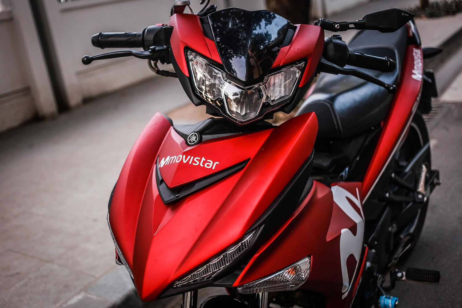 Tem trùm Exciter 150 Red White Movistar