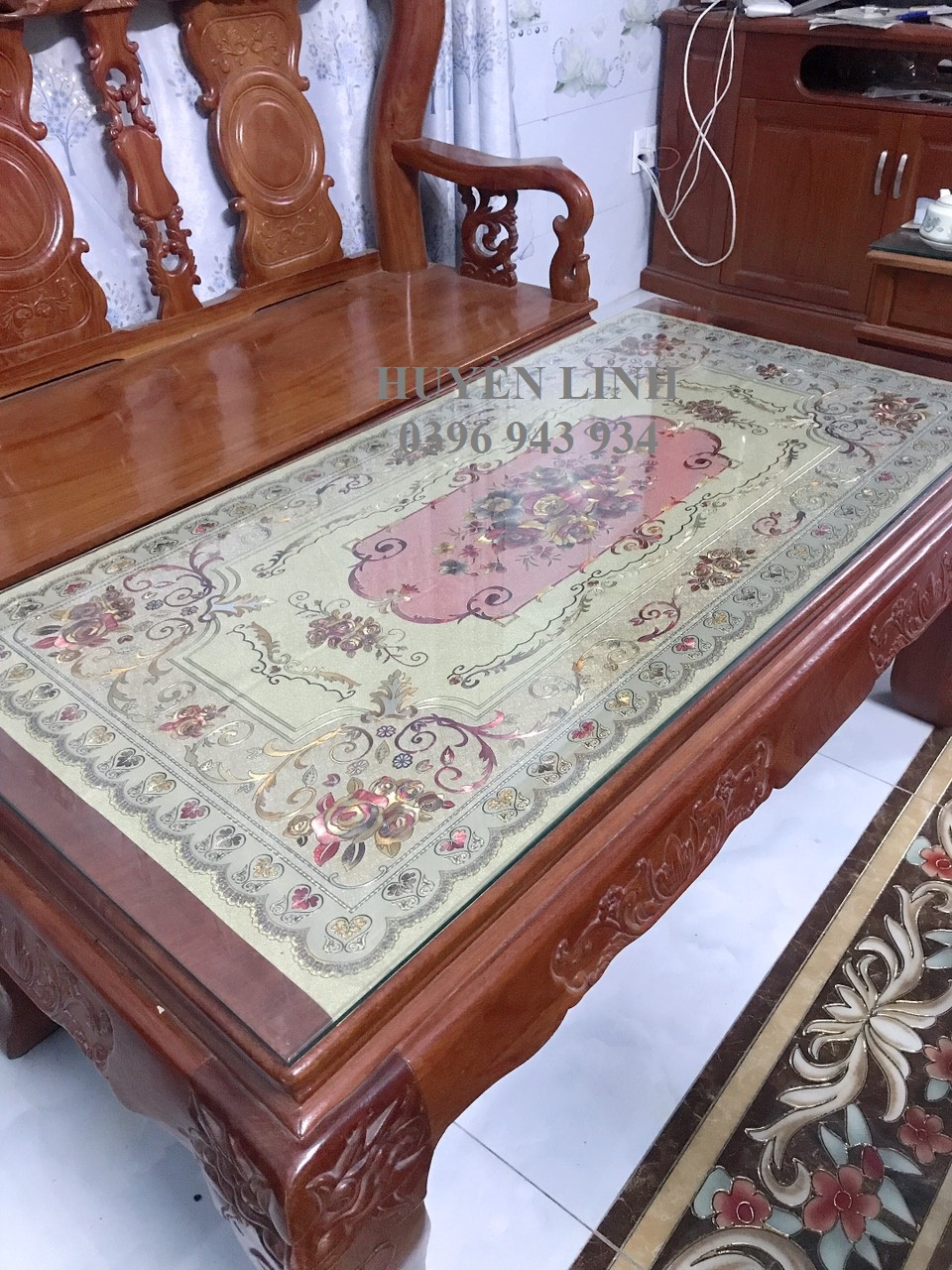 Khăn trải bàn rộng 60cm dài 120cm hoa văn nổi 3D sang trọng