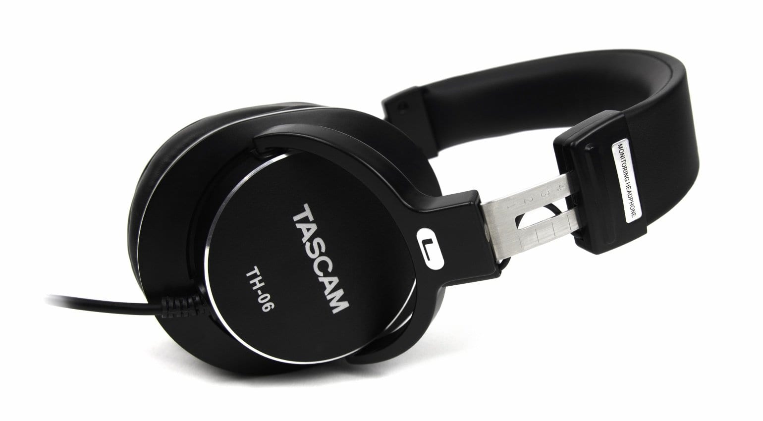 Tai nghe kiểm âm TASCAM TH-06 - headphone âm bass sâu chuẩn - Hàng chính hãng