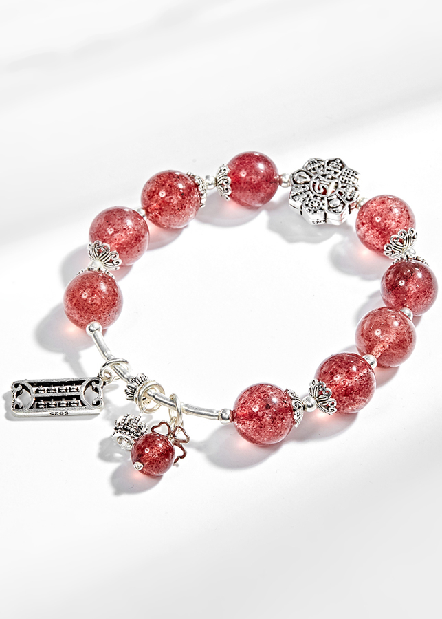 Vòng tay thạch anh dâu phối bát bảo cát tường Ngọc Quý Gemstones