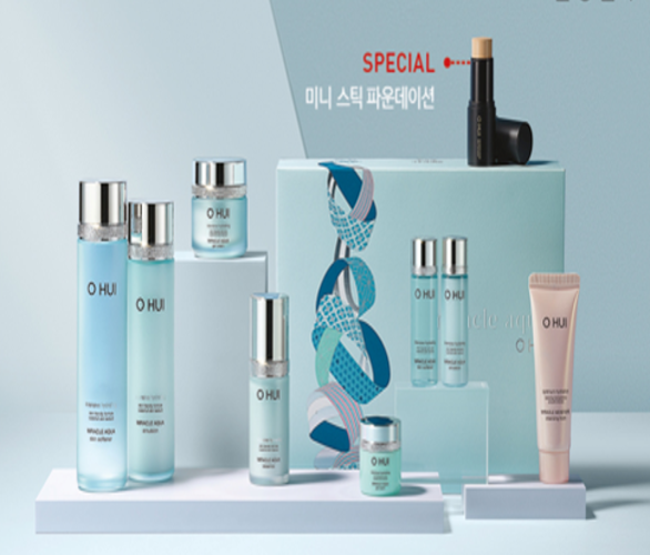 Bộ dưỡng cấp nước da sáng trong OHUI Miracle Aqua 4pcs set