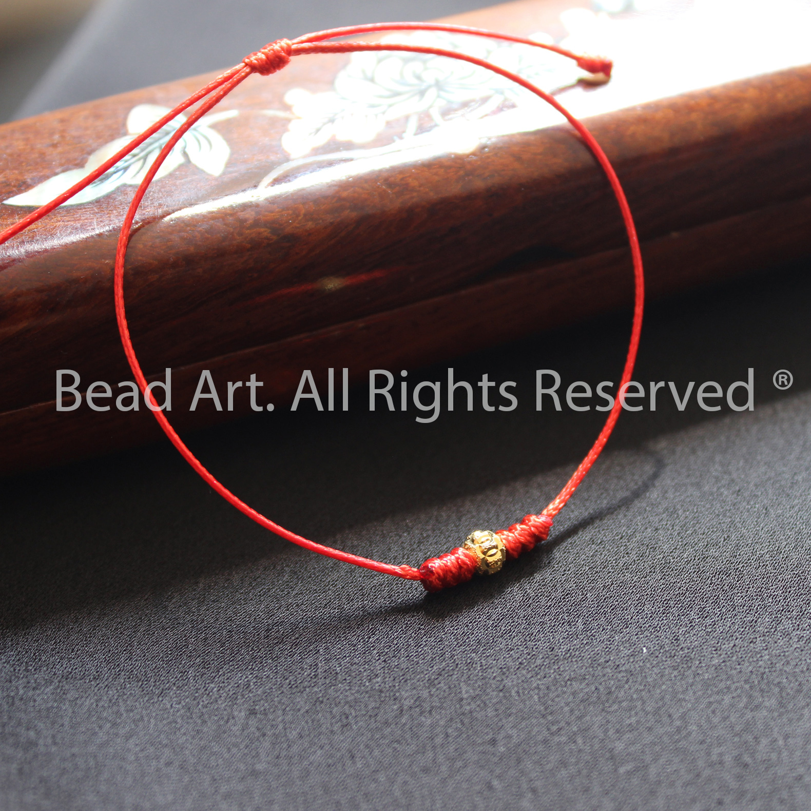 Vòng Tay Thắt Dây  Đỏ Handmade Charm Mạ Vàng, Vòng Tay Phong Thuỷ, Chuỗi Hạt, Trang Sức - Bead Art